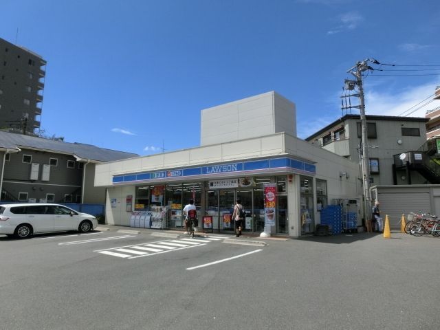 コンビニ　ローソン船橋塚田駅前店（コンビニ）まで240m