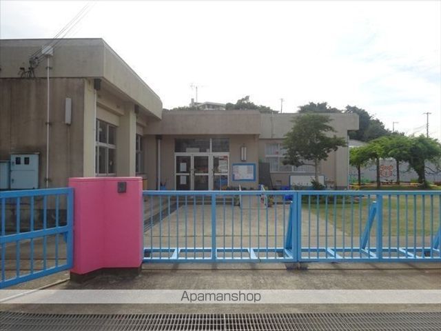 幼稚園・保育園　雑賀崎幼稚園（幼稚園・保育園）まで653m