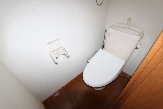 トイレ　※別部屋の写真です