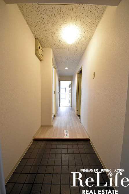 サンプラザ神楽の玄関写真