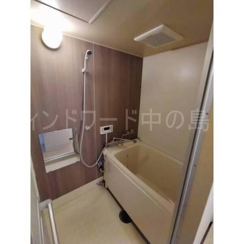 バス・シャワールーム　詳細は、ウィンドワード中の島店までご相談下さい。