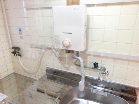 　その他設備　湯沸かし器