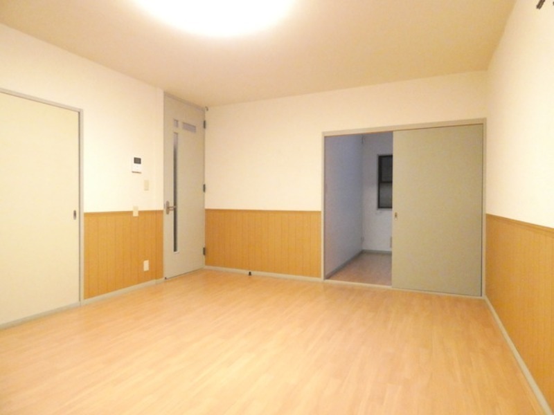 居室・リビング　図面と現状に相違がある場合には現状を優先