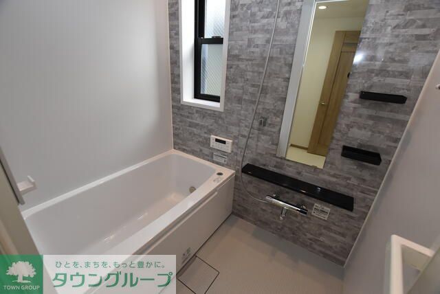 バス・シャワールーム　洗面