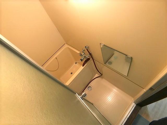 バス・シャワールーム　浴室