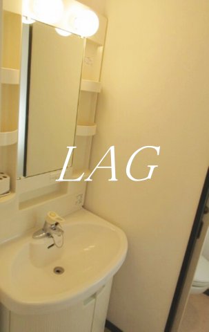 洗面設備　独立洗面台です。