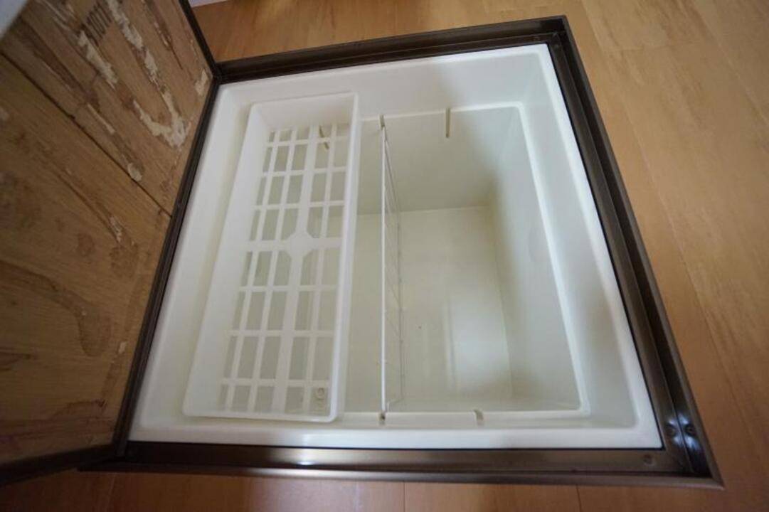 収納　床下収納