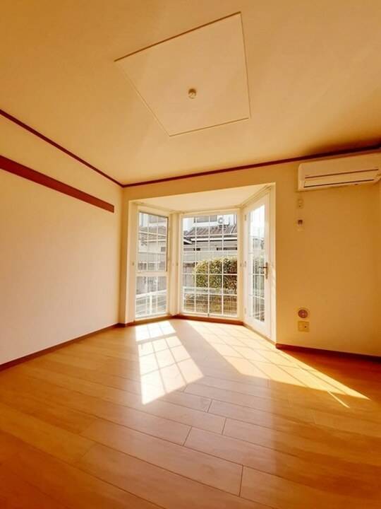 居室・リビング　リビング