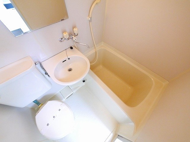 バス・シャワールーム　きれいなお風呂です
