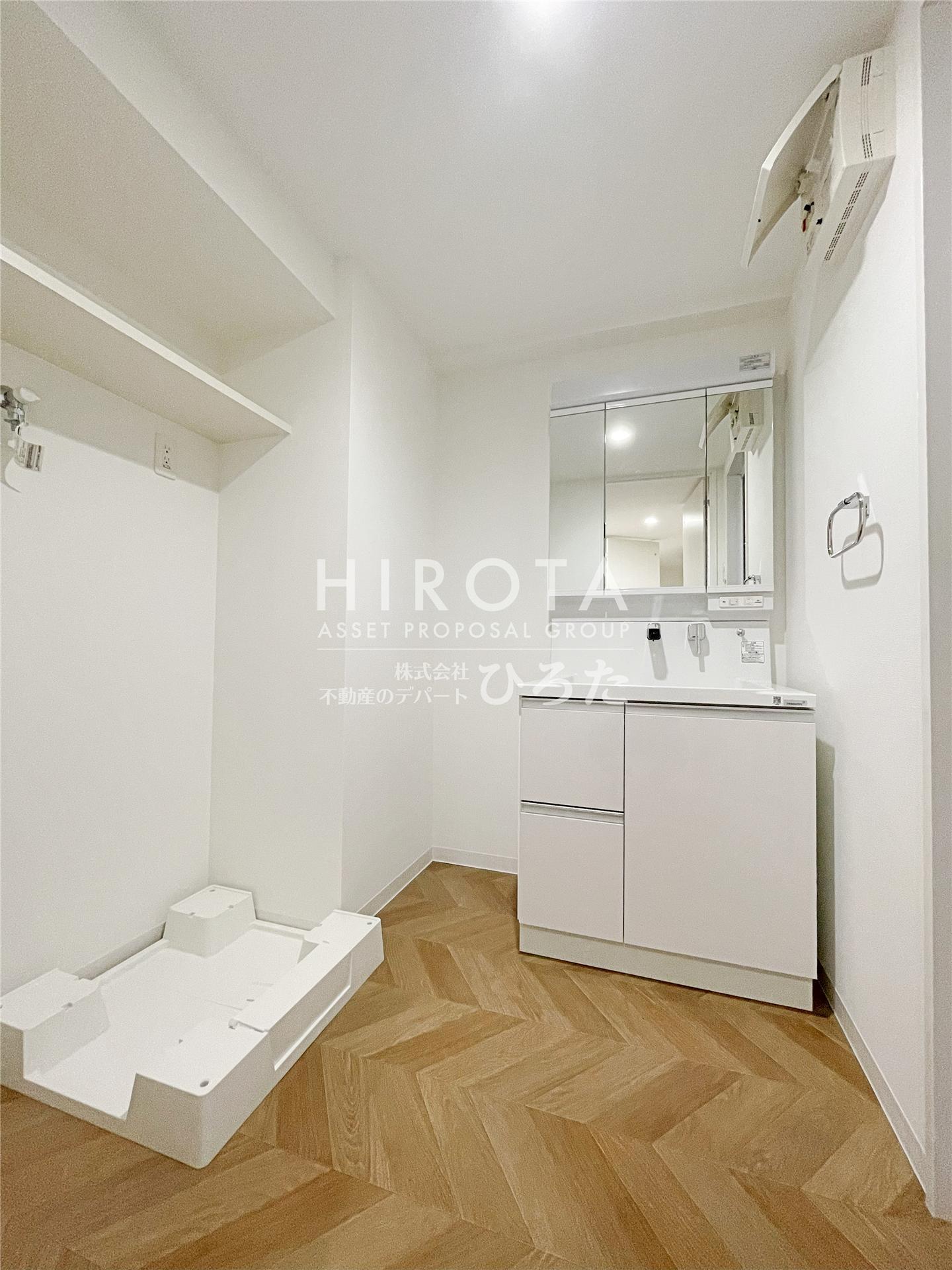 洗面設備　同仕様写真になります。