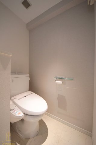 トイレ　アーデン西天満