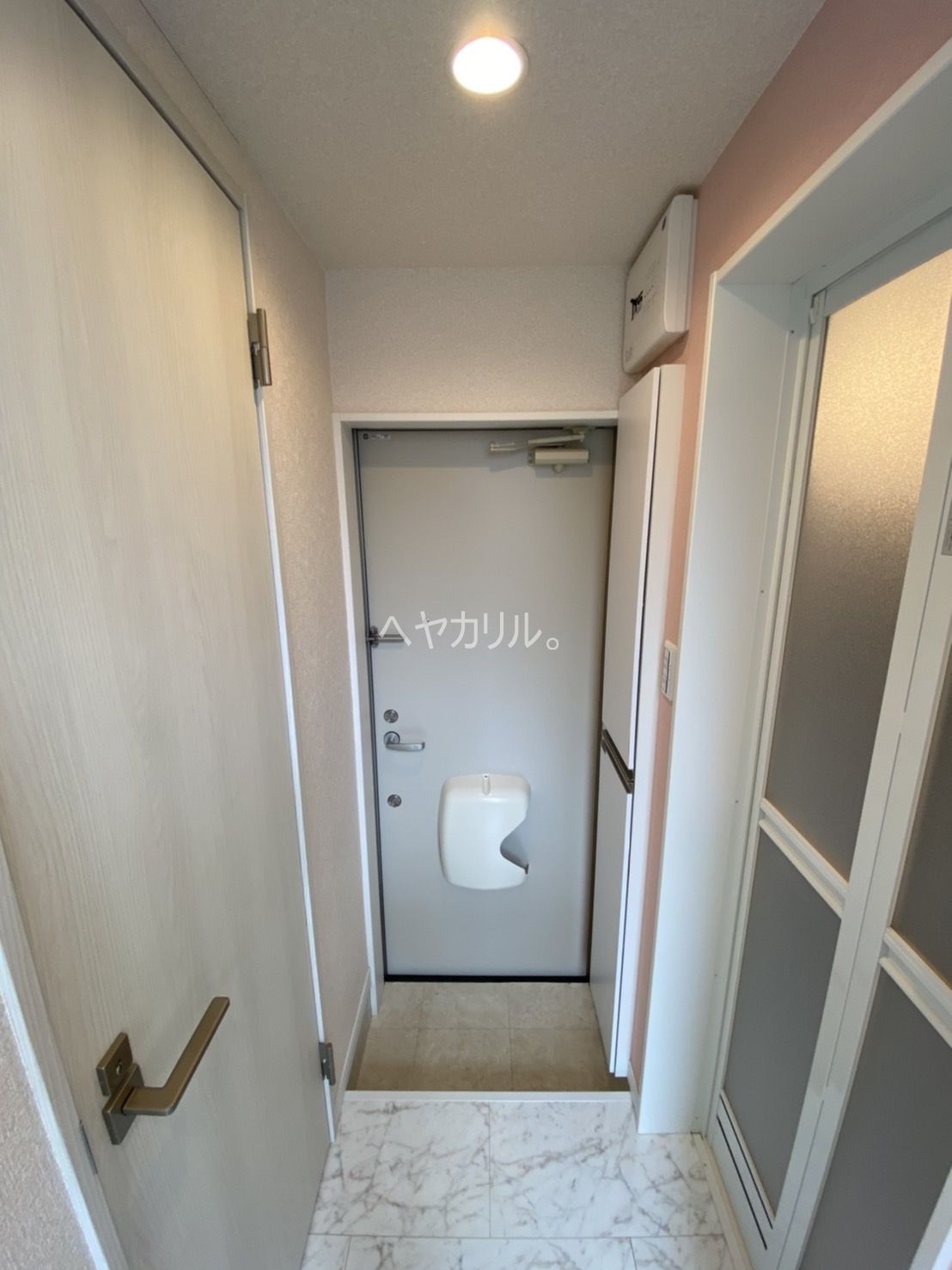 玄関　同建物別部屋参考