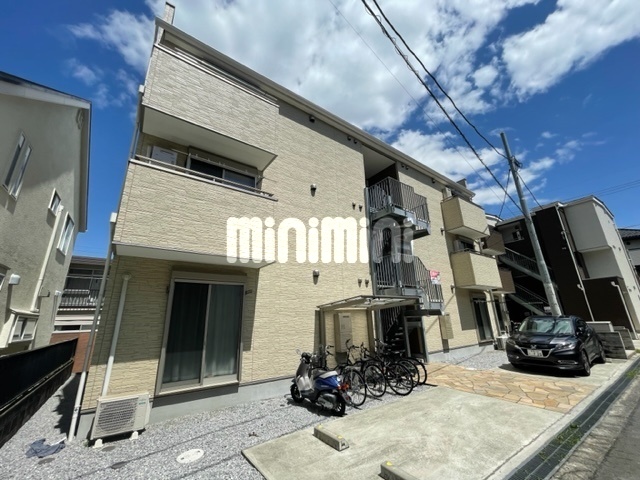 建物外観　【オンライン接客可能】　駅にも大学にも通いやすい立地