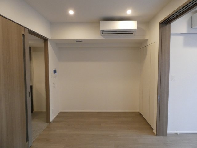 その他　※反転タイプの写真を使用しています。