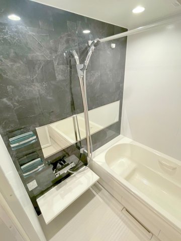 バス・シャワールーム　★くつろげるバスルーム★