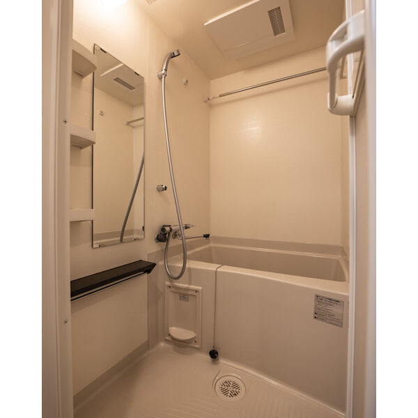 バス・シャワールーム　別室の参考写真です。※現況優先