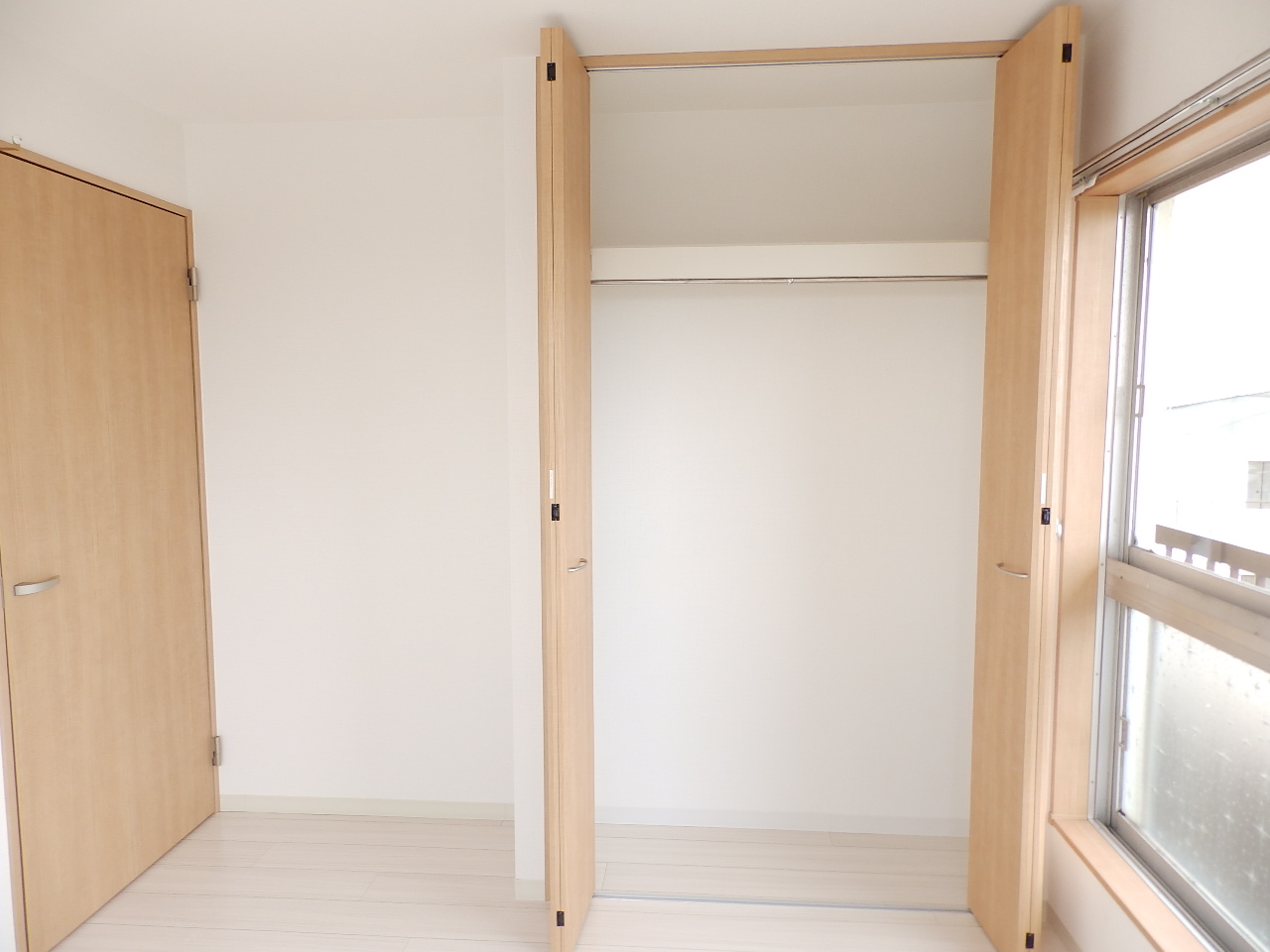 収納　各部屋あります