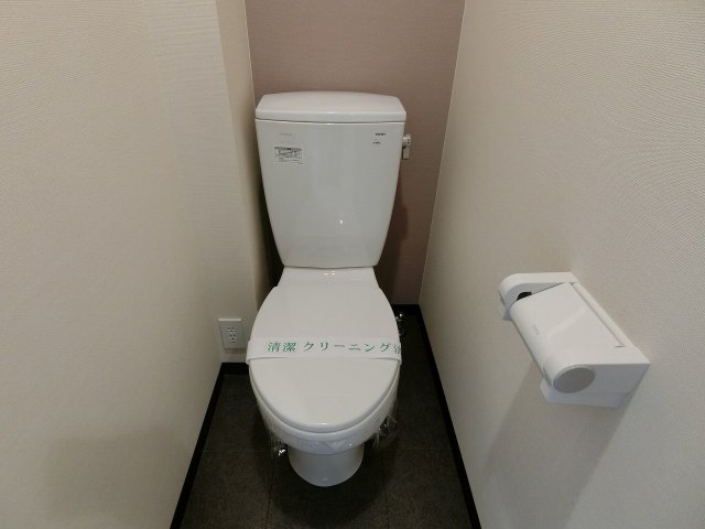 トイレ　※別号室参考画像
