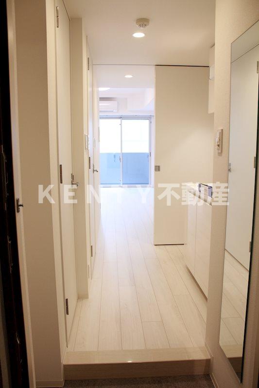 玄関　落ち着いた玄関です