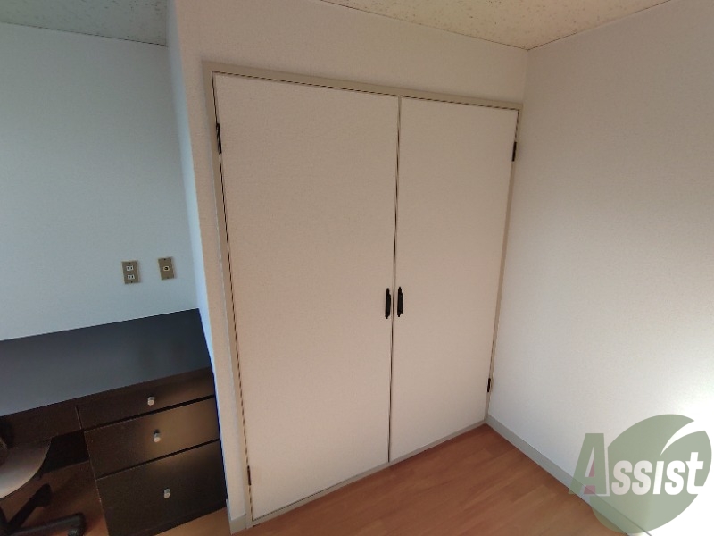 収納　収納は大きく、たくさんの物がしまえそうです。