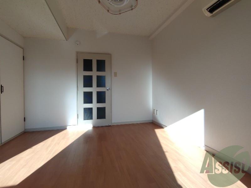 その他設備　よく陽が差す、明るい室内で快適にお過ごしいただけます。