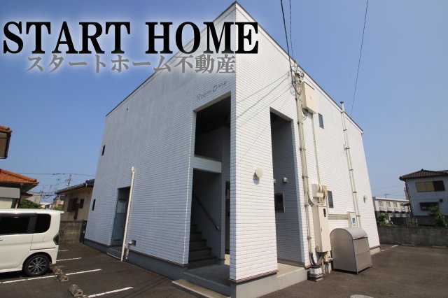 建物外観　落ち着いた雰囲気の外観です