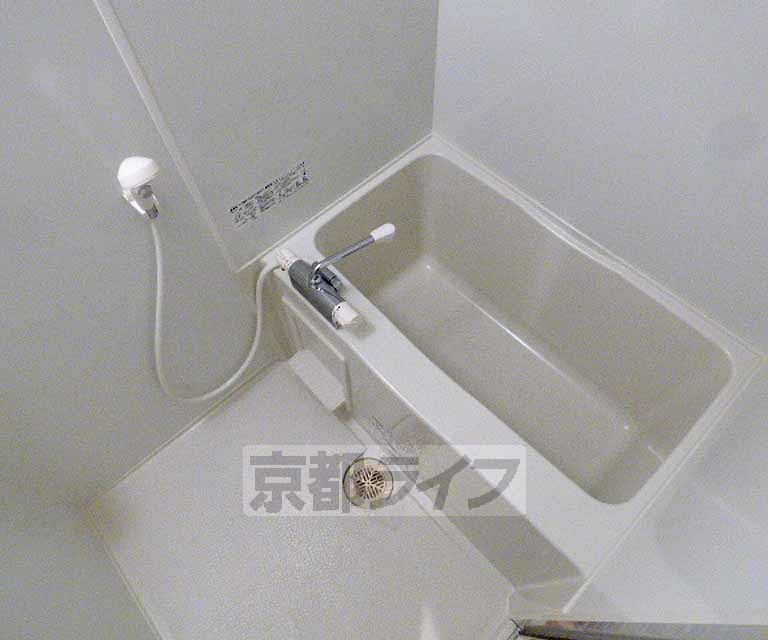 バス・シャワールーム　浴室です。