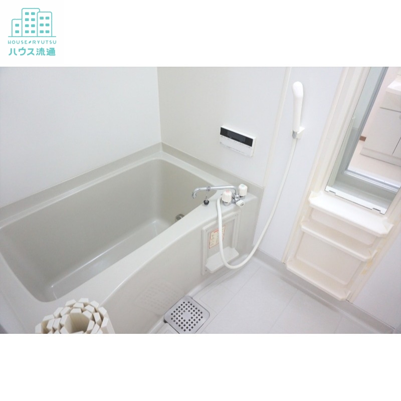 バス・シャワールーム　※写真は別号室のものを使用