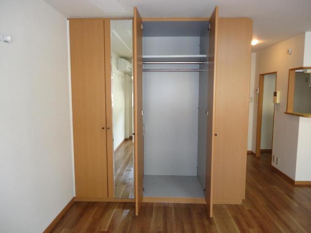 収納　クローゼット（イメージ）