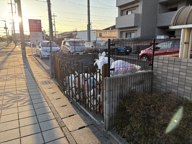 その他　ゴミ捨て場（その他）まで10m