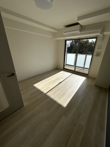 居室・リビング　落ち着いた空間のお風呂です