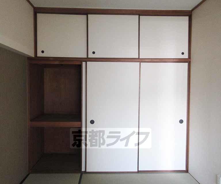 収納　押入れです・