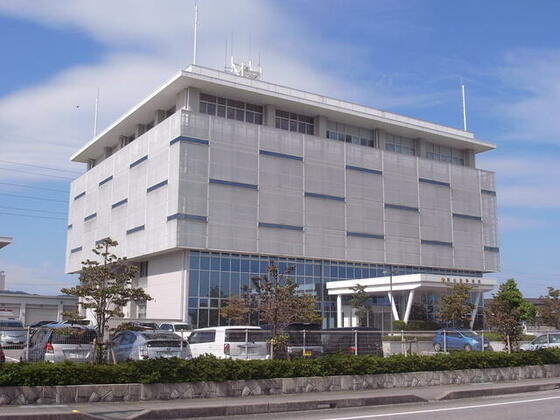 警察署・交番　富山西警察署（警察署・交番）まで858m