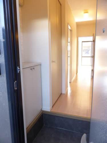 玄関　※家具・小物等はイメージです※