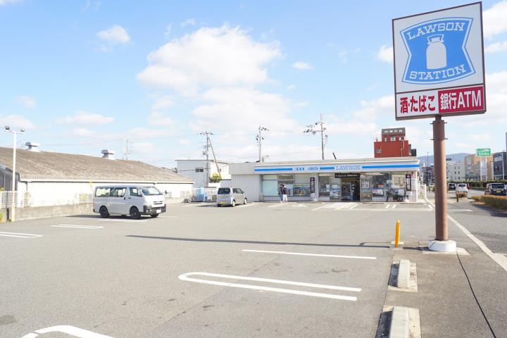 コンビニ　ローソン　奈良法華寺西店（コンビニ）まで382m