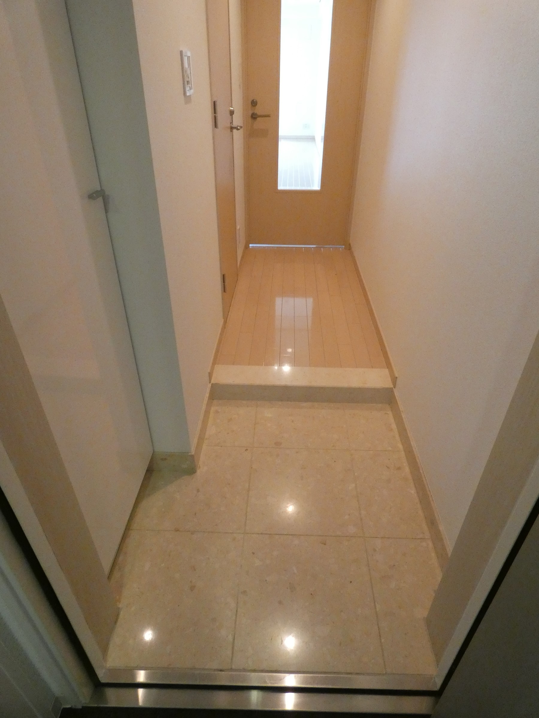 玄関　玄関※別部屋参考写真