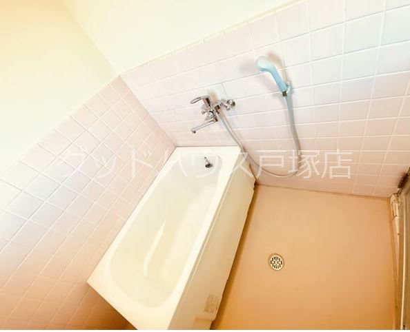 バス・シャワールーム　別部屋参考写真