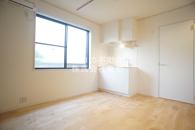 居室・リビング　南に面したお部屋は採光・通風に優れた心地よい空間です！