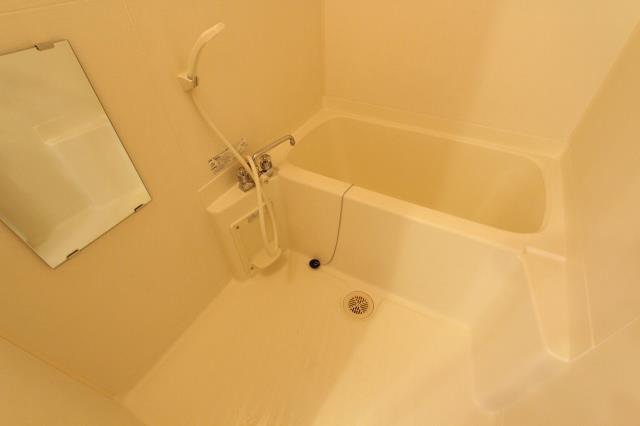 バス・シャワールーム　お風呂です。