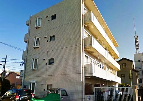 建物外観　南面バルコニーで陽当たり良好です。