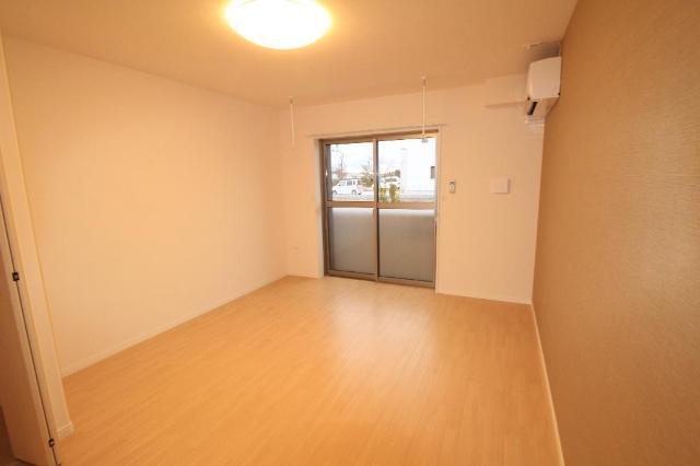 居室・リビング　室内（イメージ）