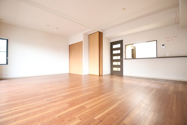 居室・リビング　※別室の参考写真の為、現況優先です。