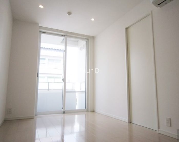 居室・リビング　内見予約受付中、お気軽にお問い合わせください。