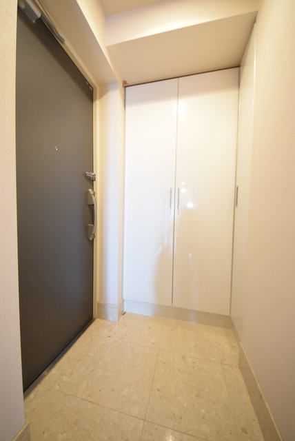 玄関　★お問い合わせはタウンハウジング町田店まで★