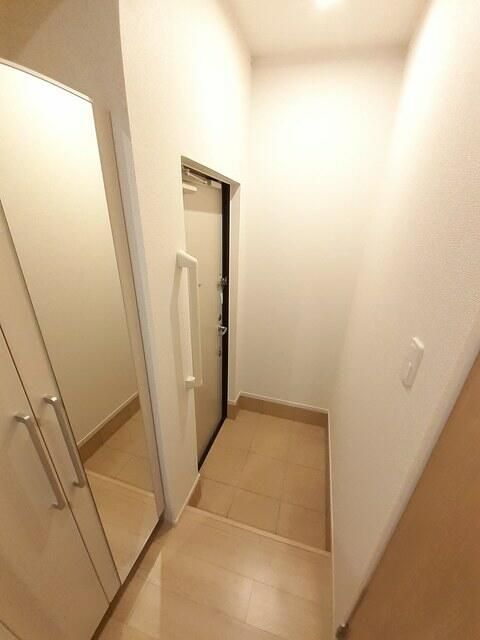 玄関　シンプルで使いやすい玄関です