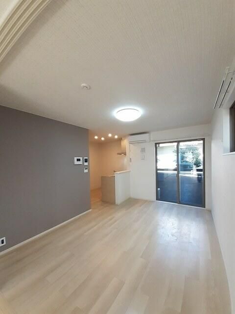 居室・リビング　リビングです　以下別号室参考写真です