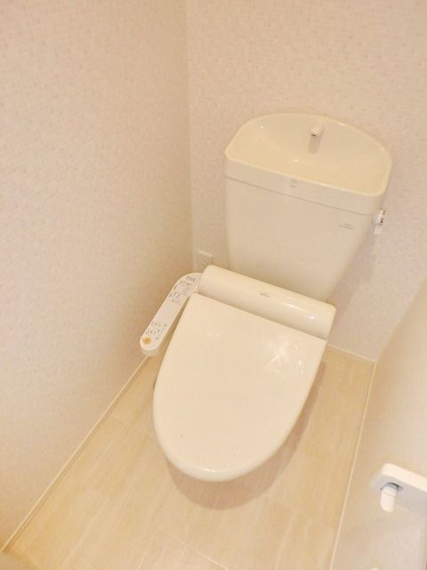 トイレ　★シャワートイレ★