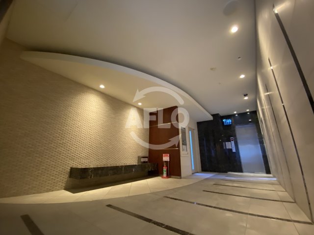 ロビー　サンカトル　ロビー