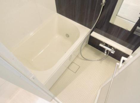 バス・シャワールーム　リンデンプラザ心斎橋　浴室換気乾燥暖房機付バスルーム