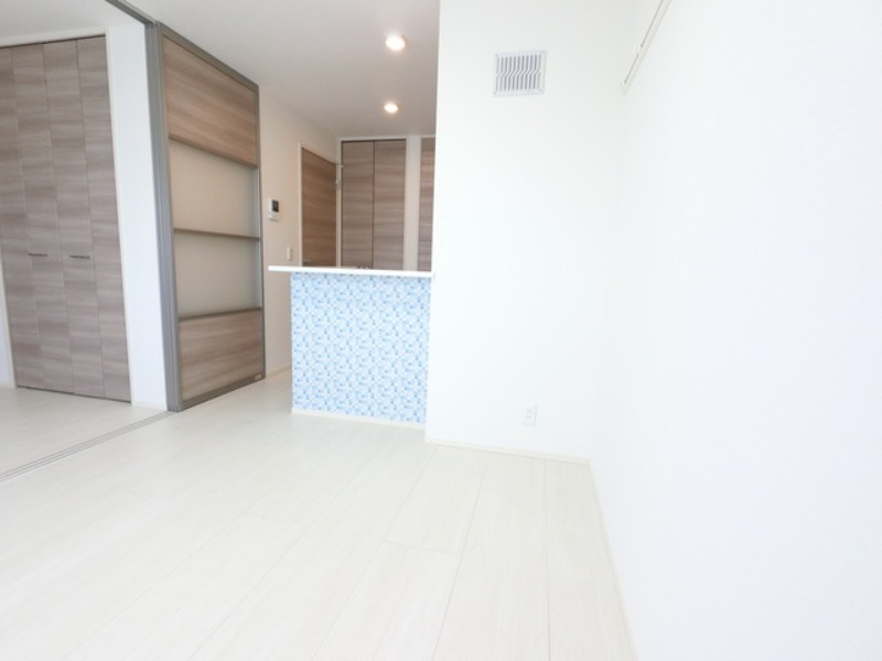 居室・リビング　図面と現状に相違がある場合には現状を優先